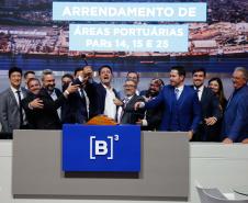 Leilões de áreas portuárias movimentam R$ 855 milhões em outorgas e garantem R$ 2,2 bilhões em investimentos no Paraná