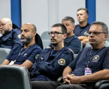 Auditores da Receita Federal visitam instalações do Porto de Paranaguá