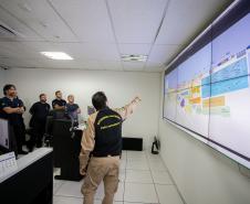 Auditores da Receita Federal visitam instalações do Porto de Paranaguá