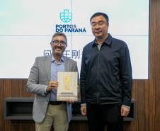 China acena para a possibilidade de novos projetos no Porto de Paranaguá