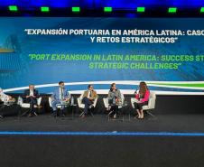 Infraestrutura e inovação logística colocam Portos do Paraná entre os melhores das Américas em Lima no Peru 