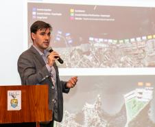 Portos do Paraná destaca eficiência e futuro logístico na abertura da Parcelog 2025