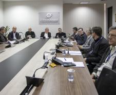 Presidente da Portos do Paraná detalha investimentos a cooperativas 