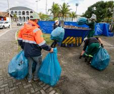 Mutirão remove mais de meia tonelada de lixo dos manguezais em Paranaguá