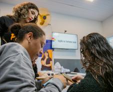 Portos do Paraná forma comerciantes em inglês na Ilha do Mel para reforçar receptivo turísticos