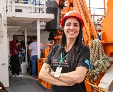 Navio-Escola atraca no Porto de Paranaguá e oferece experiência prática a universitários