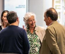 Despedida simbólica: ex-diretor da Wilson Sons visita o Porto de Paranaguá