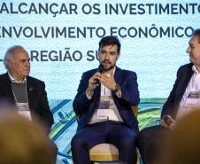 Portos do Paraná aponta inovação em concessão do canal de acesso durante debate sobre logística na Região Sul