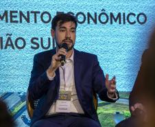 Portos do Paraná aponta inovação em concessão do canal de acesso durante debate sobre logística na Região Sul