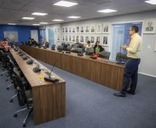 Portos do Paraná e AAPA Latam promovem encontro presencial para ampliar parcerias