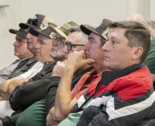 Produtores rurais de Pato Bragado visitam o Porto de Paranaguá 