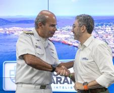 Portos do Paraná recebe a mais alta autoridade da Marinha do Brasil