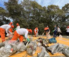 Portos do Paraná realiza ações desde 2016 no litoral; dezenas de voluntários e empresas parceiras participaram dos mutirões desta semana