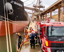 Simulado no Porto de Paranaguá reforça preparo contra emergências
