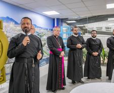 Imagem de Nossa Senhora do Rocio é recebida com homenagens no Porto de Paranaguá