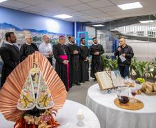 Imagem de Nossa Senhora do Rocio é recebida com homenagens no Porto de Paranaguá