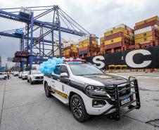 Imagem de Nossa Senhora do Rocio é recebida com homenagens no Porto de Paranaguá