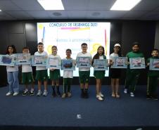 Porto Escola completa 10 anos e premia alunos com passeio pela Baía de Paranaguá