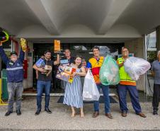 Natal Solidário da Portos do Paraná entrega brinquedos arrecadados pela comunidade portuária