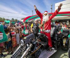 Natal Solidário da Portos do Paraná leva alegria a centenas de crianças em Paranaguá