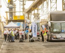 Navio Silver Whisper atracou pela primeira vez no Porto de Paranaguá trazendo mais de 700 passageiros