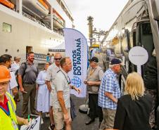 Navio Silver Whisper atracou pela primeira vez no Porto de Paranaguá trazendo mais de 700 passageiros