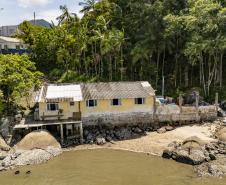 Portos do Paraná amplia projeto pioneiro de saneamento ecológico para mais ilhas do litoral