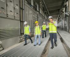 Auditores do TCU elogiam organização e competitividade do Porto de Paranaguá