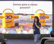 Porto Escola 2026 inicia com visitas de alunos ao cais em Paranaguá