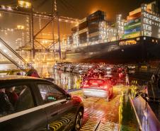 Porto de Paranaguá registra maior desembarque de veículos elétricos do Paraná