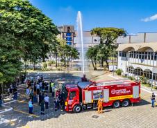 Robô de combate a incêndio é testado no Porto de Paranaguá