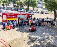 Robô de combate a incêndio é testado no Porto de Paranaguá