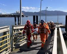 Simulado testa protocolo de “homem ao mar” no Porto de Paranaguá