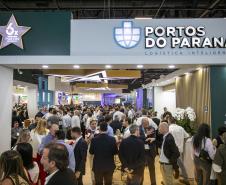 Ministro de Portos e Aeroportos visita estande da Portos do Paraná durante a Intermodal