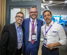 Ministro de Portos e Aeroportos visita estande da Portos do Paraná durante a Intermodal