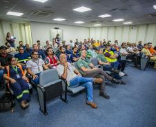 Robô de combate a incêndio é testado no Porto de Paranaguá