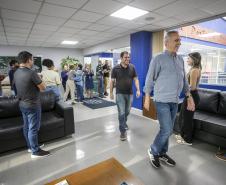 Decanos da Portos do Paraná recebem homenagem na despedida da empresa