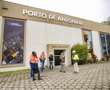 Pavimentação em concreto já ocupa quase toda a extensão da Avenida Conde Matarazzo e da Rua Engenheiro Luís Augusto