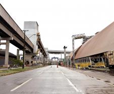 Galeria metálica será içada para conectar a Torre 3 do sistema do Moegão à torre construída no terminal da ALTP