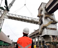 Estrutura metálica de 55 metros liga o sistema central ao terminal da ALTP, em operação que mobilizou dezenas de profissionais