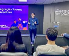 Jovens aprendizes iniciam trajetória profissional na Portos do Paraná