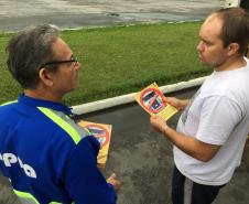 Porto de Paranaguá adere ao Maio Amarelo e promove campanha com caminhoneiros
