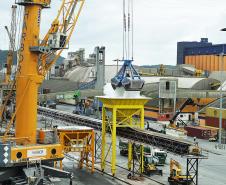 Movimentação de cargas no Porto de Antonina aumenta 94% em 2016