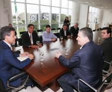 Governador assina contrato de arrendamento de R$20 milhões no Porto de Antonina