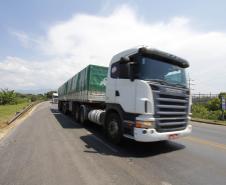 A diretoria da Administração dos Portos de Paranaguá e Antonina (Appa) recebeu nesta quinta-feira (23), a visita de representantes do Sindicato dos Transportadores Rodoviários Autônomos de Bens do Estado do Paraná (Sindicam-PR), do Sindicam-Paranaguá e da Federação Nacional dos Caminhoneiros (Fenacam). 