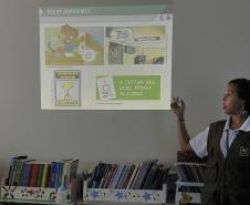 A Administração dos Portos de Paranaguá e Antonina (APPA) promoveu o 2º Curso de Capacitação para Agentes Ambientais Voluntários. Ao todo, 24 participantes inscritos compareceram ao penúltimo módulo do curso, realizado na sede da Associação de Moradores da Ilha dos Valadares (AMIV), e que termina na quinta-feira (02).
