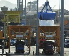 Porto de Paranaguá bate recorde de movimentação pelo sexto ano consecutivo