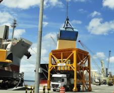 Porto de Paranaguá bate recorde de movimentação pelo sexto ano consecutivo