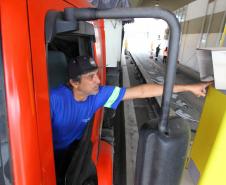 Motoristas que acessam o Porto de Paranaguá passam a ter cadastro biométrico