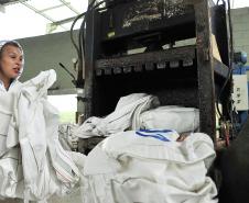 Portos do Paraná vão destinar resíduos recicláveis para Associação da Vila Santa Maria